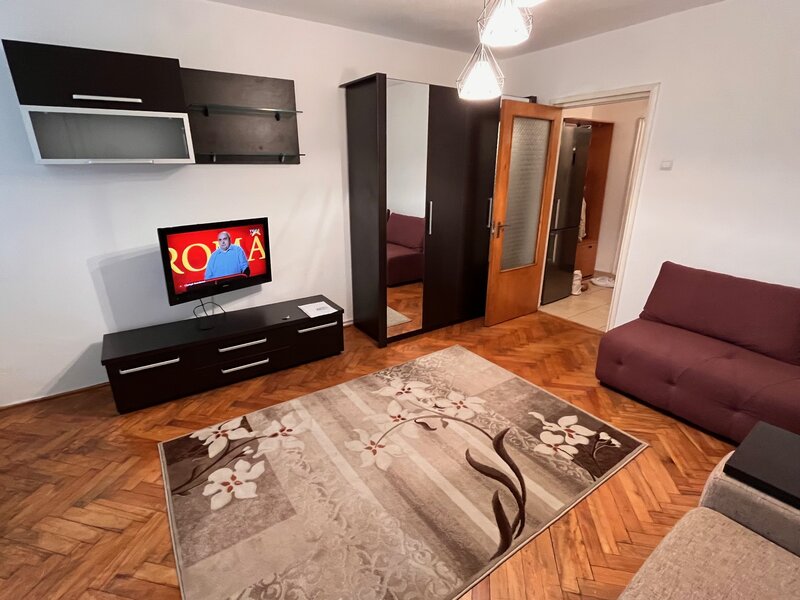 Nicolae Grigorescu, 5 minute metrou,